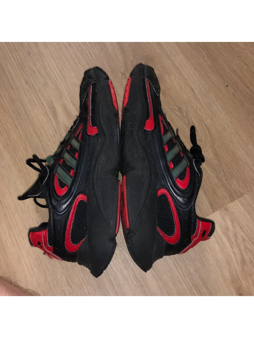 ADIDAS OZMILLEN ORIGINALS BLACK RED TRAINING RUNNING SHOES GREEN MENS SIZE 10.5